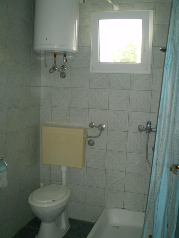 Apartmani Marija&Damir Vir Exterior foto